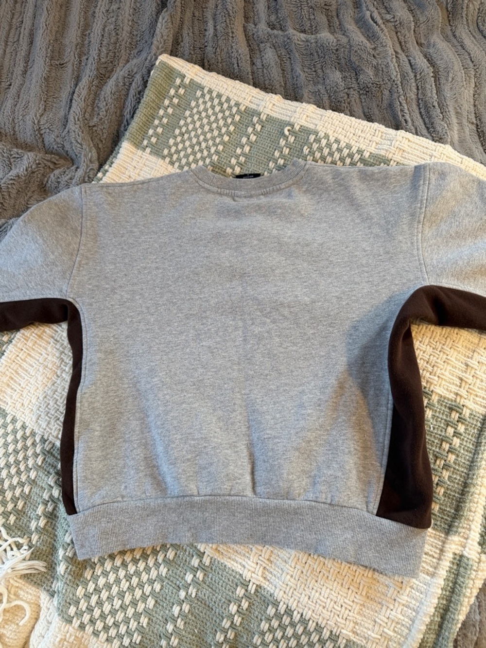 Women’s Cleveland Browns sweatshirt - Picture 6 of 6